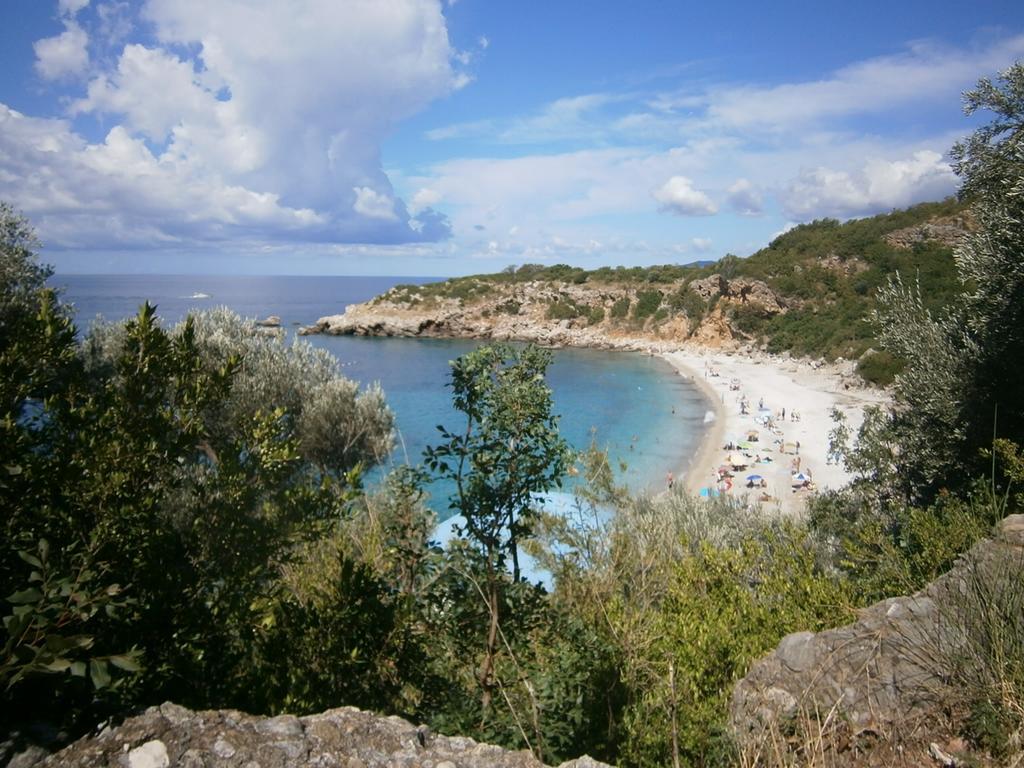 Studios Peric Sveti Stefan Exteriör bild