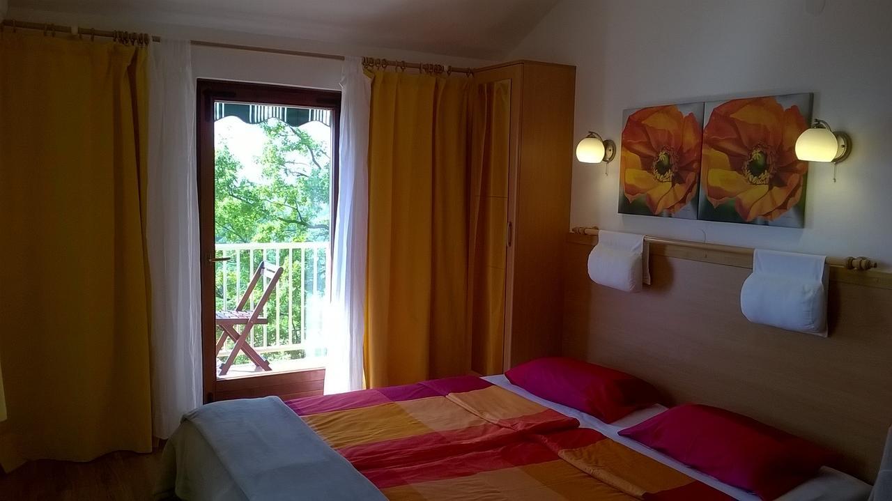 Studios Peric Sveti Stefan Exteriör bild