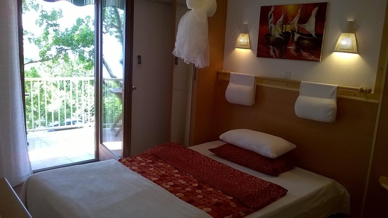 Studios Peric Sveti Stefan Exteriör bild