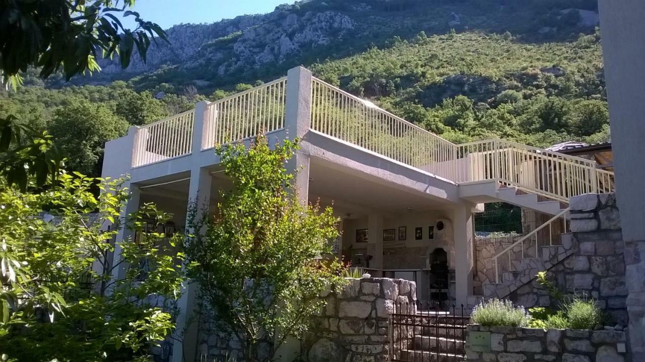 Studios Peric Sveti Stefan Exteriör bild
